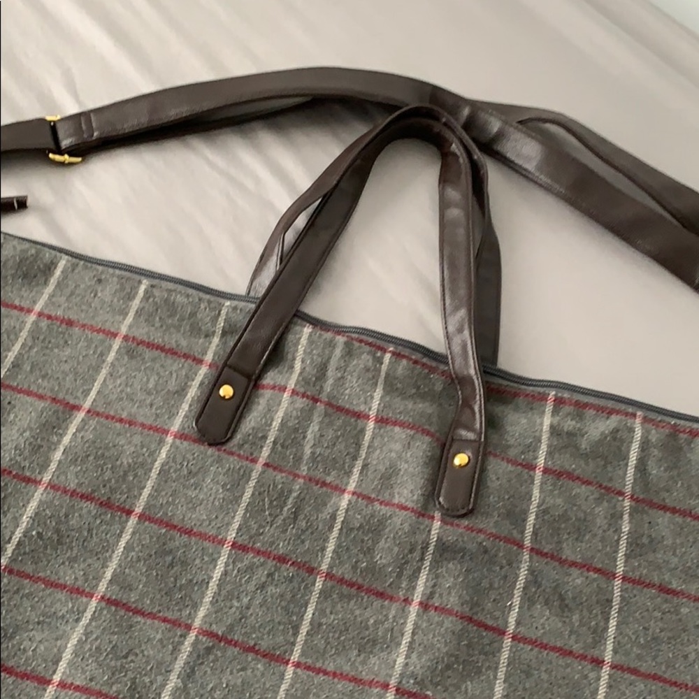 Weekender Bag - Picture 4 of 5